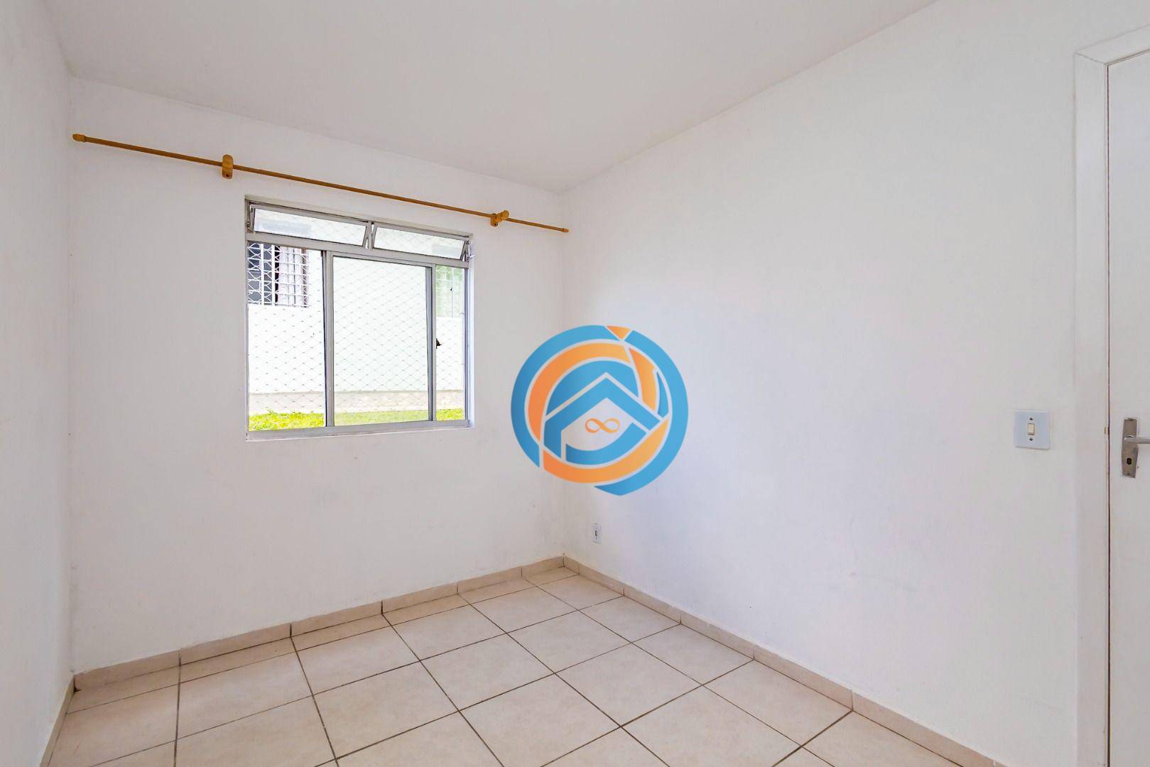 Apartamento à venda com 2 quartos, 44m² - Foto 17