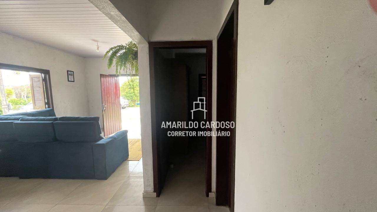 Casa à venda com 2 quartos, 80m² - Foto 4