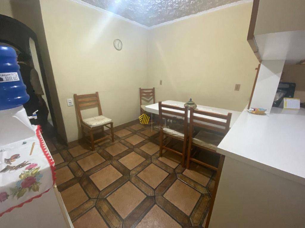 Sobrado à venda com 3 quartos, 205m² - Foto 4