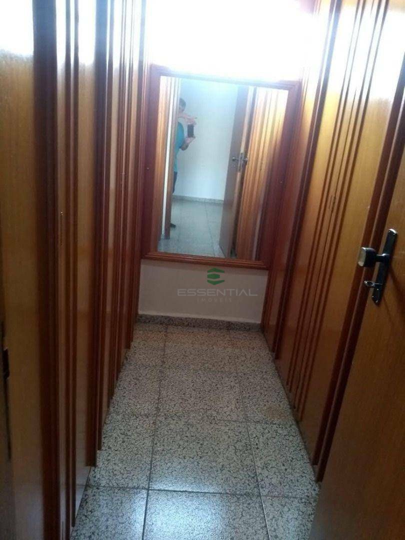 Casa à venda e aluguel com 4 quartos, 300m² - Foto 17