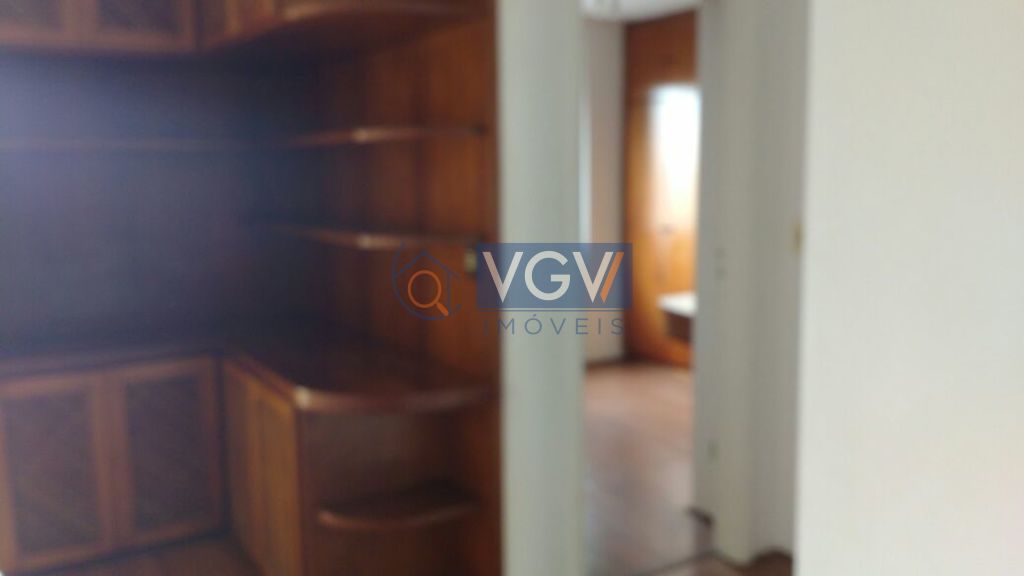 Apartamento à venda com 2 quartos, 60m² - Foto 7