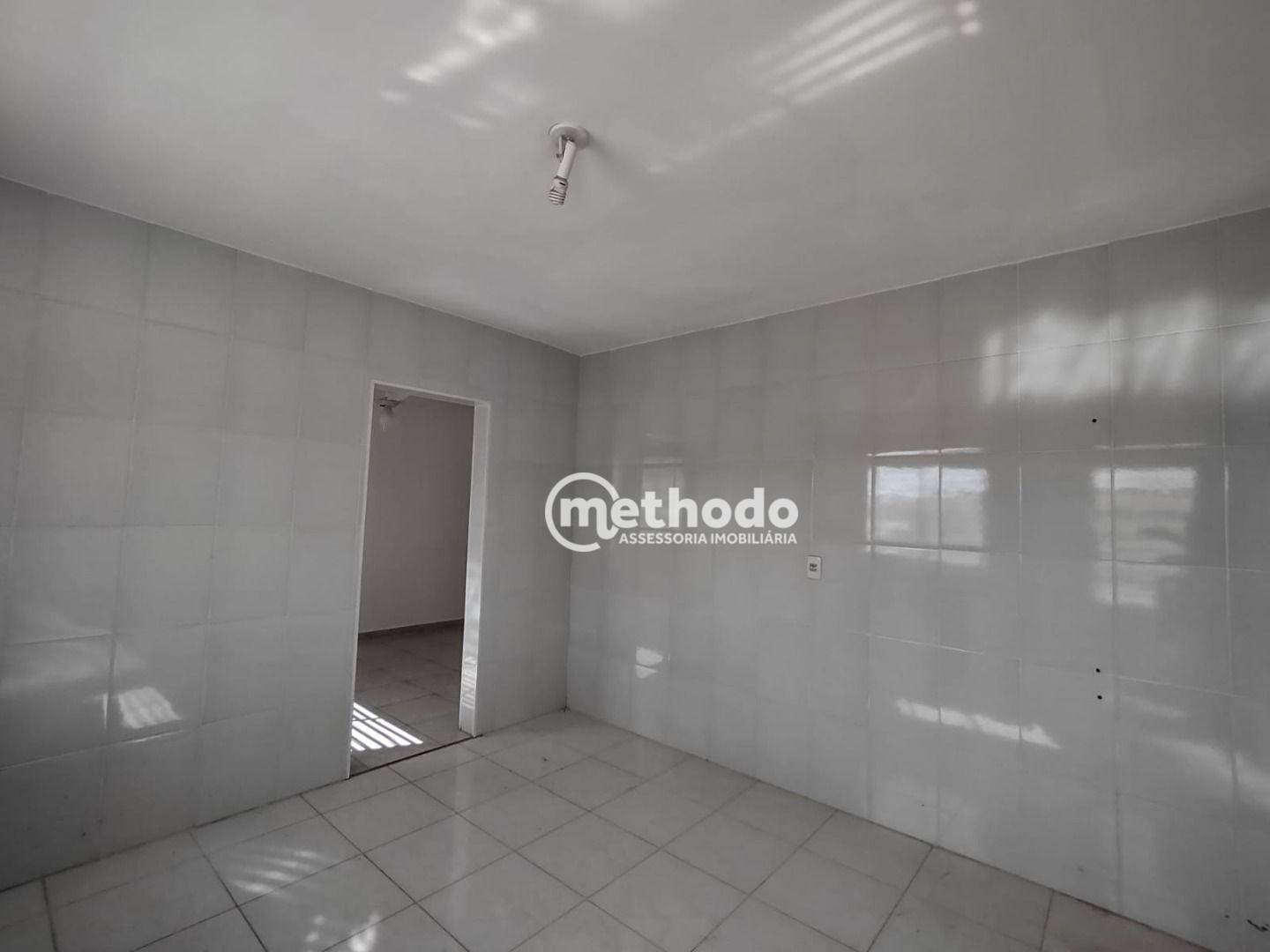 Casa à venda e aluguel com 3 quartos, 140m² - Foto 7