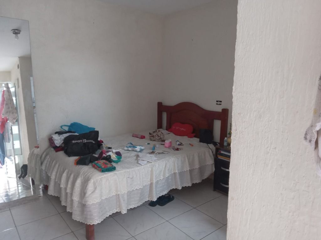 Sobrado à venda com 3 quartos, 130m² - Foto 4