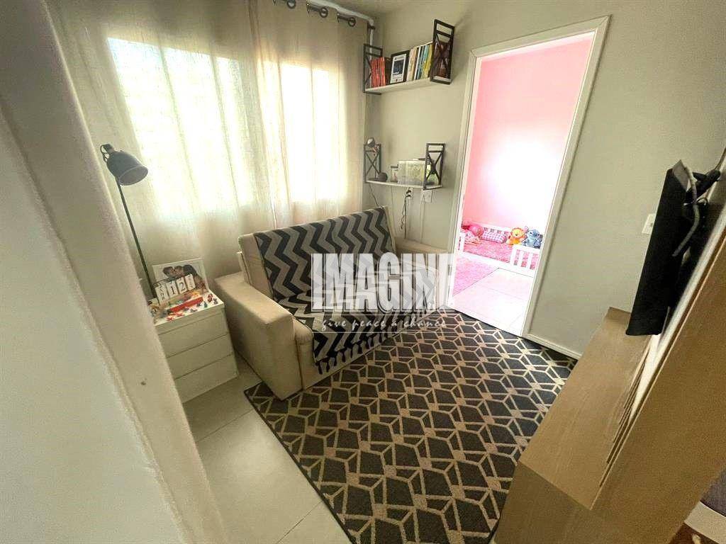 Apartamento à venda com 2 quartos, 41m² - Foto 1