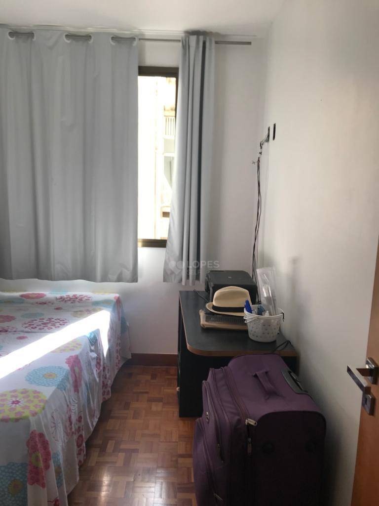 Apartamento à venda com 4 quartos, 180m² - Foto 7