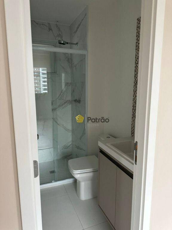 Apartamento para alugar com 2 quartos, 72m² - Foto 7