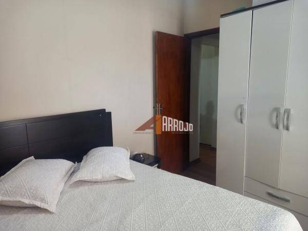 Sobrado à venda com 4 quartos, 210m² - Foto 5