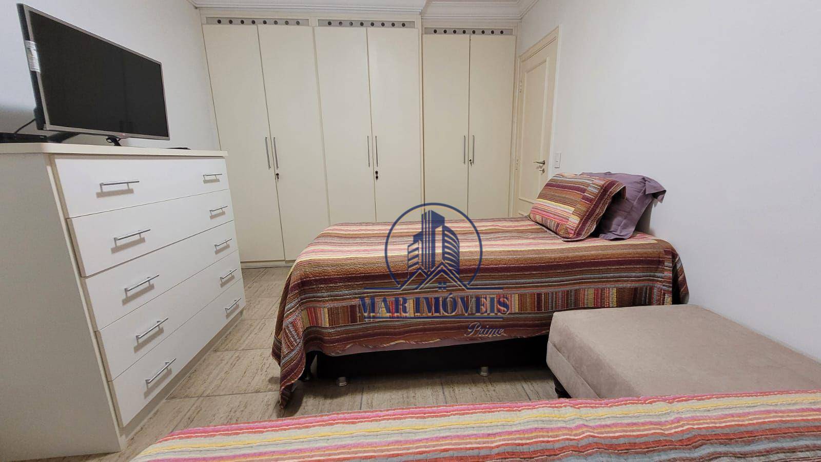 Apartamento à venda com 3 quartos, 165m² - Foto 9