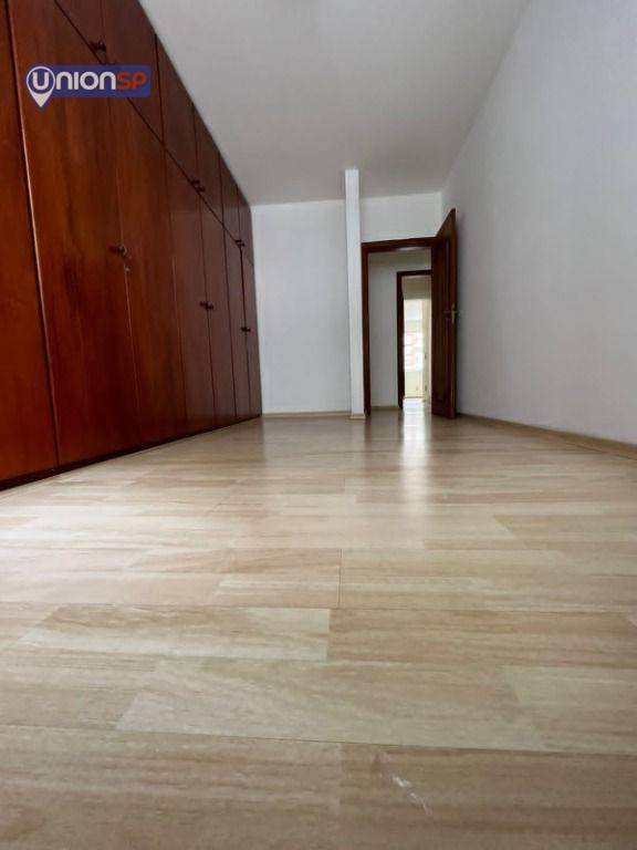 Apartamento à venda com 3 quartos, 200m² - Foto 6