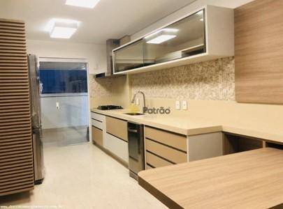 Apartamento à venda com 3 quartos, 158m² - Foto 7