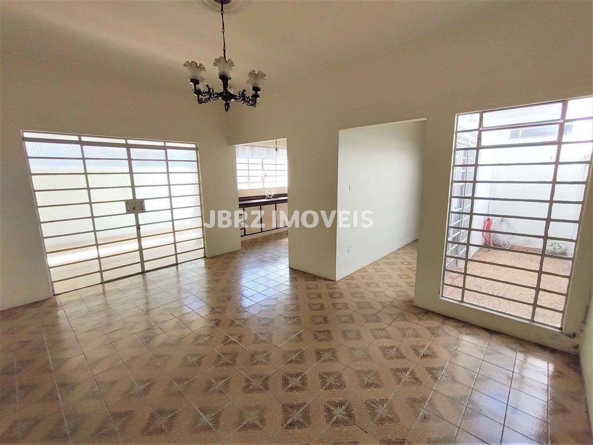 Casa à venda com 3 quartos, 185m² - Foto 8