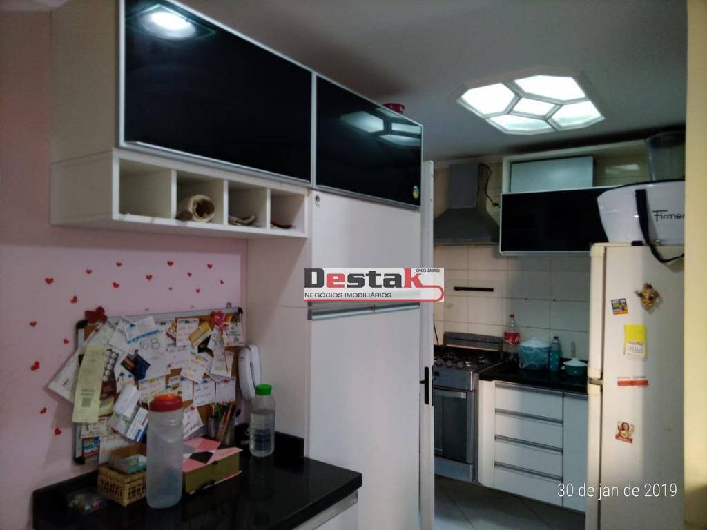 Apartamento à venda com 3 quartos, 64m² - Foto 1