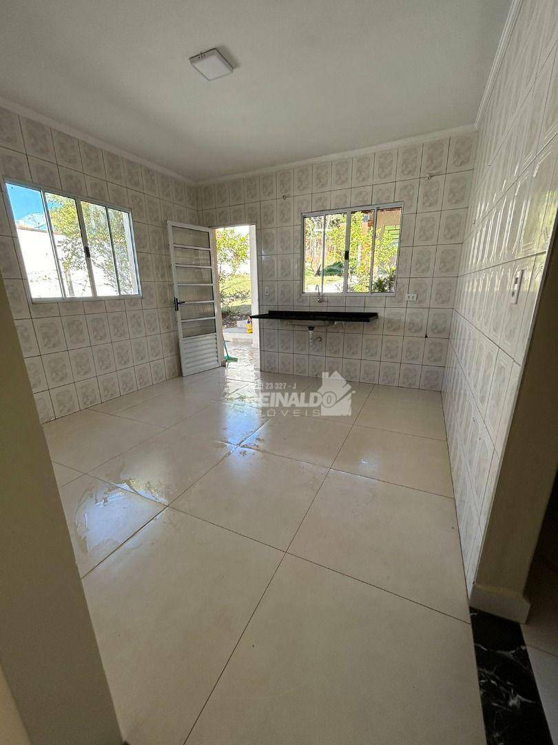 Casa de Condomínio para alugar com 3 quartos, 165m² - Foto 14