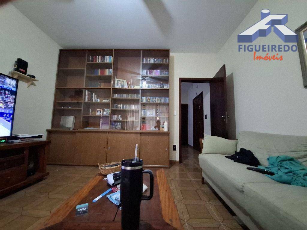 Sobrado à venda com 3 quartos, 130m² - Foto 3