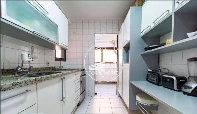 Apartamento à venda com 3 quartos, 111m² - Foto 7