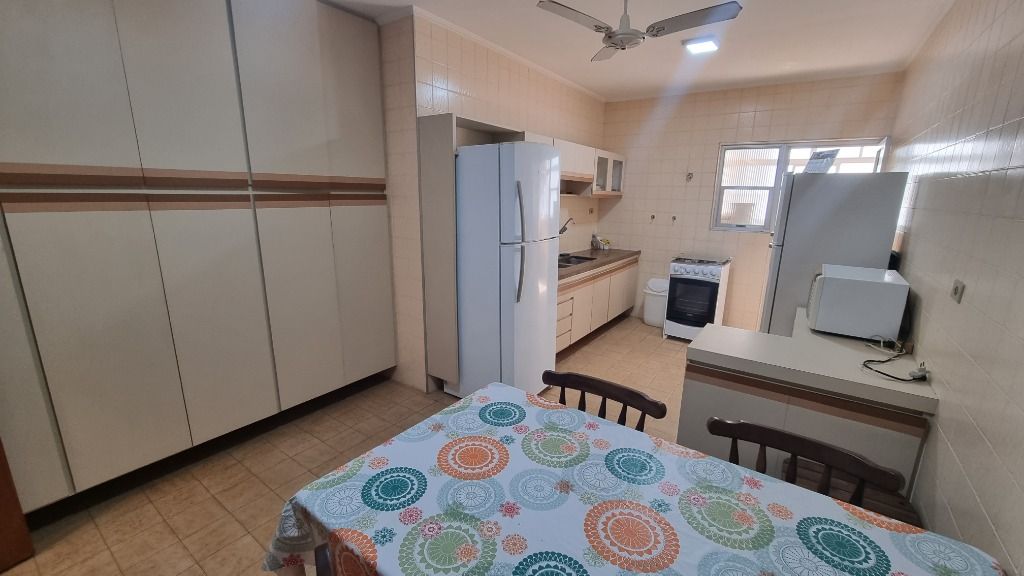 Apartamento à venda com 3 quartos, 140m² - Foto 16