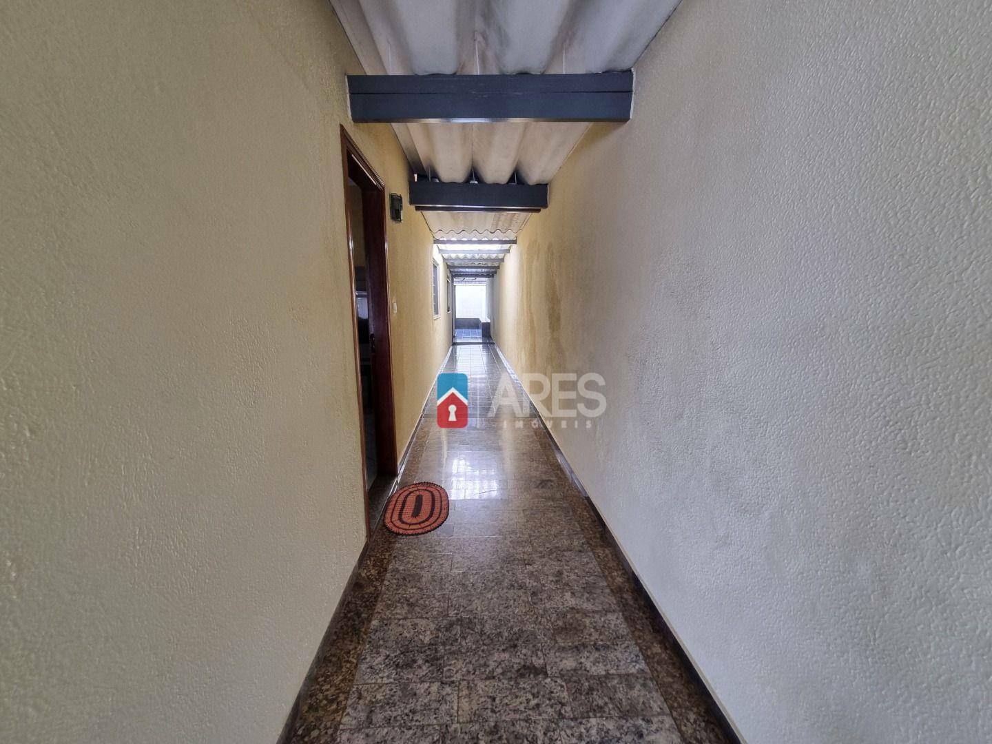 Casa à venda com 3 quartos, 99m² - Foto 2