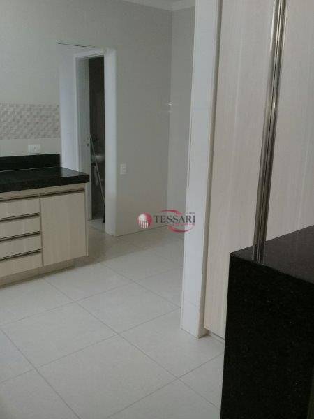 Apartamento à venda com 3 quartos, 100m² - Foto 3