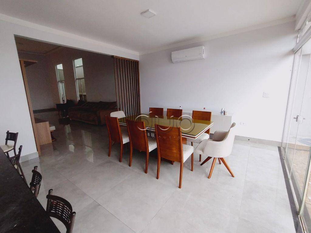 Casa de Condomínio para alugar com 3 quartos, 179m² - Foto 19