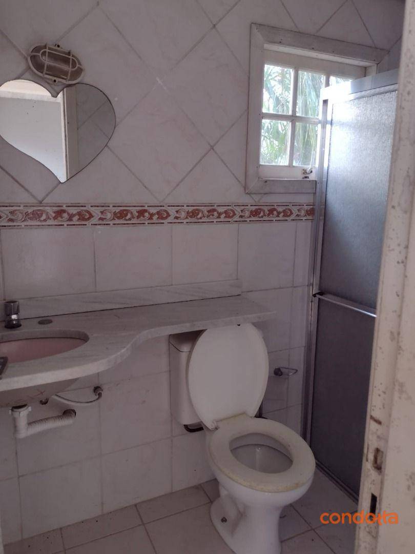 Casa para alugar com 3 quartos, 120m² - Foto 19