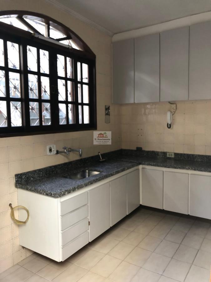 Sobrado à venda com 2 quartos, 125m² - Foto 2