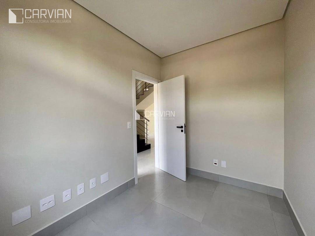 Casa de Condomínio à venda com 3 quartos, 230m² - Foto 6