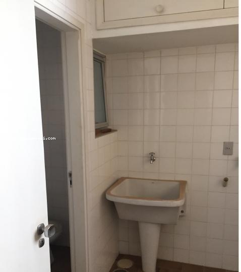 Apartamento à venda com 3 quartos, 186m² - Foto 5