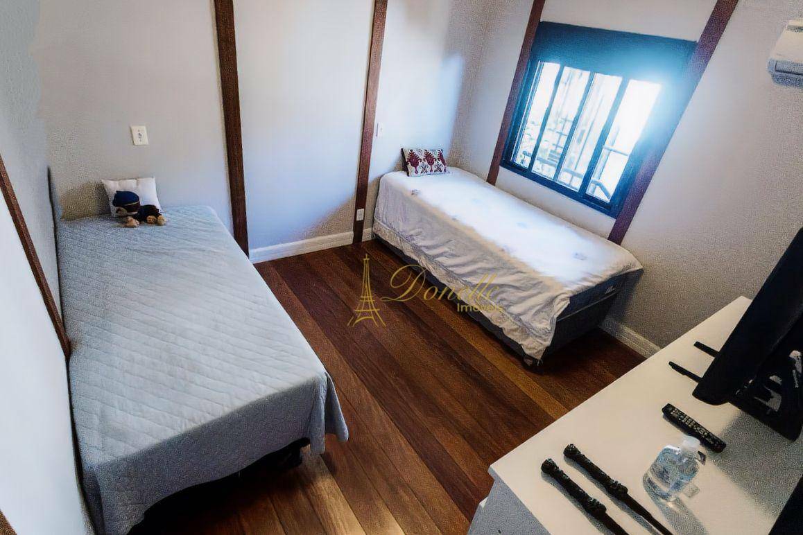 Casa de Condomínio à venda com 3 quartos, 220m² - Foto 80