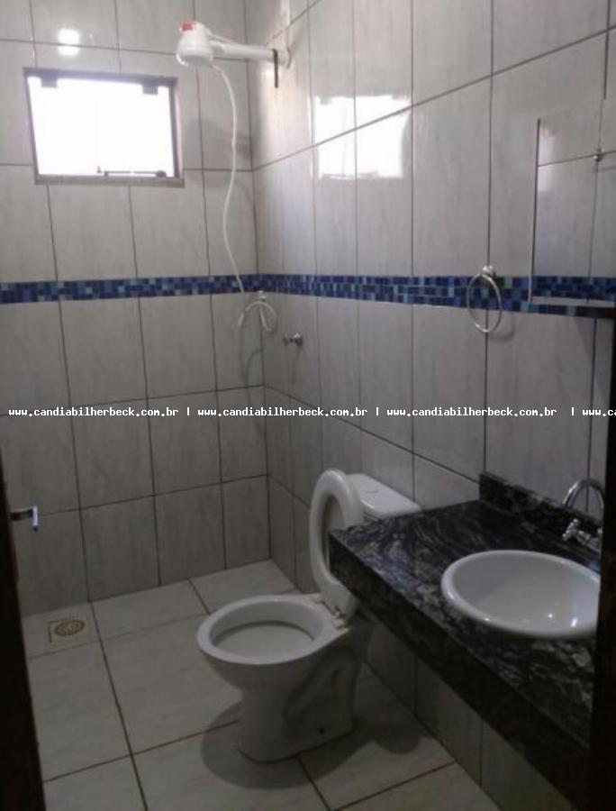 Casa à venda com 2 quartos, 200m² - Foto 9