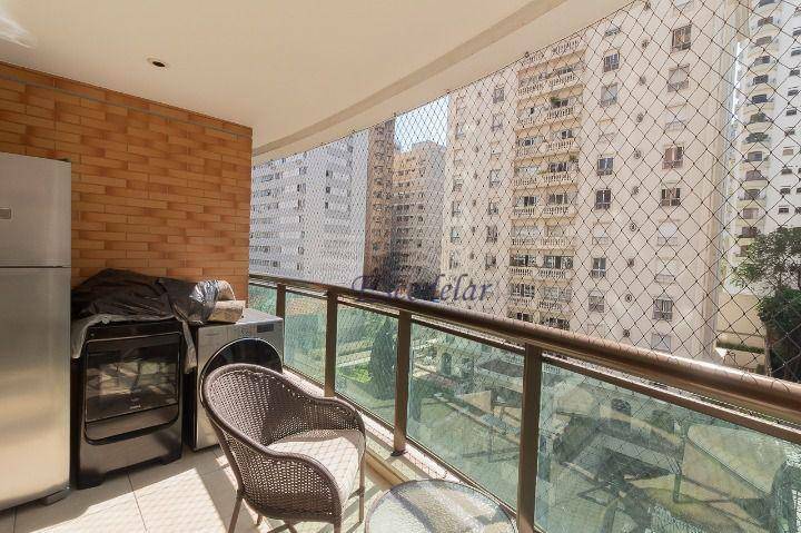 Apartamento à venda com 3 quartos, 228m² - Foto 15