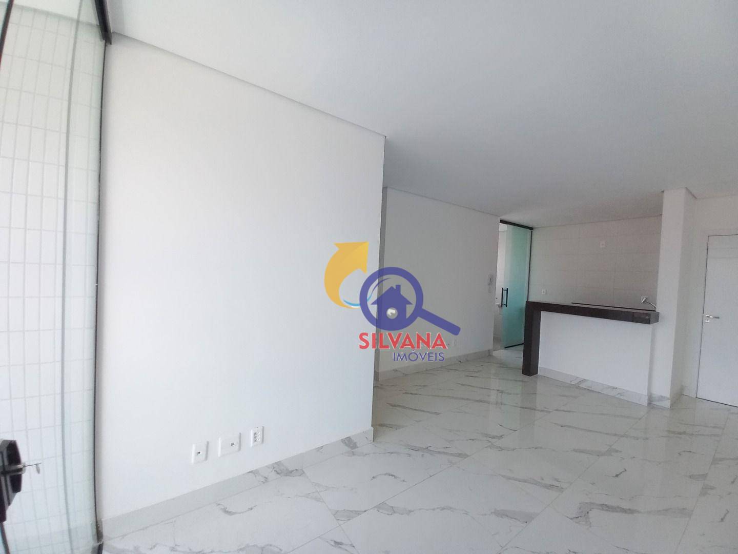 Apartamento à venda com 3 quartos, 70m² - Foto 4