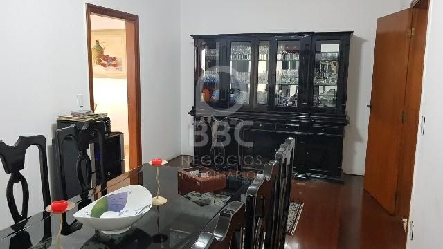 Sobrado à venda com 3 quartos, 300m² - Foto 4