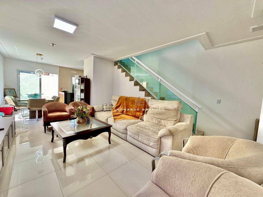 Casa à venda com 4 quartos, 149m² - Foto 7