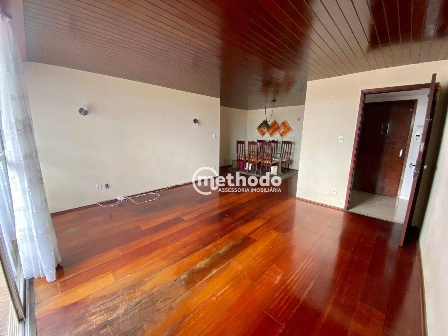 Apartamento à venda com 4 quartos, 140m² - Foto 4