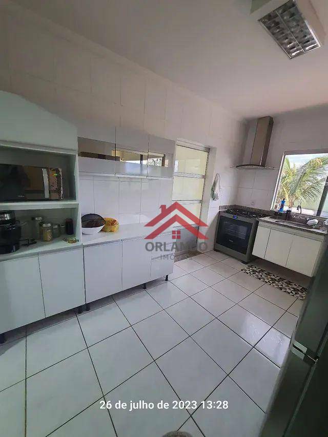 Casa à venda com 3 quartos, 180m² - Foto 5