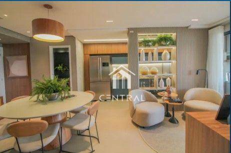 Apartamento à venda com 2 quartos, 67m² - Foto 1