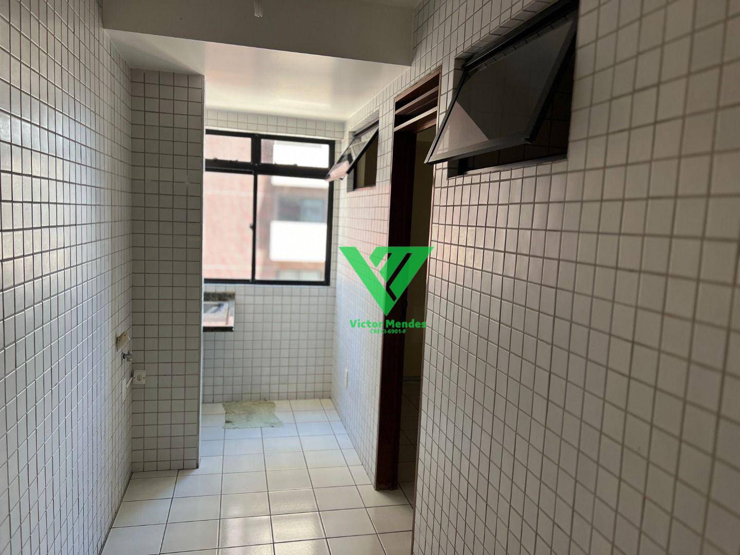 Apartamento à venda com 3 quartos, 145m² - Foto 46