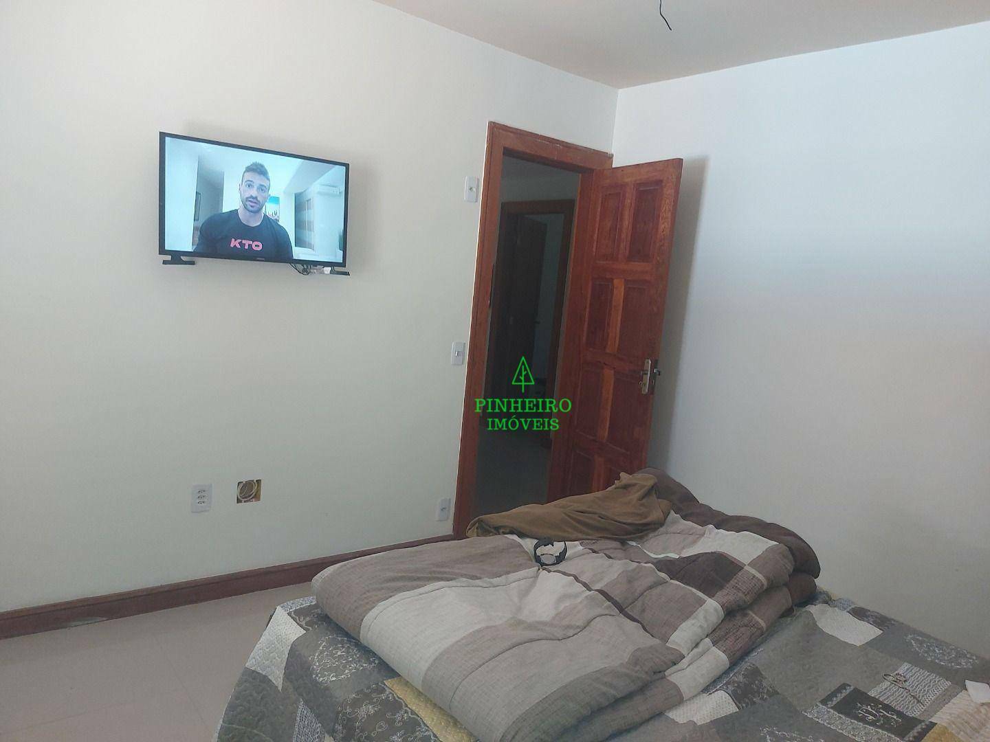 Casa à venda e aluguel com 3 quartos, 300m² - Foto 14