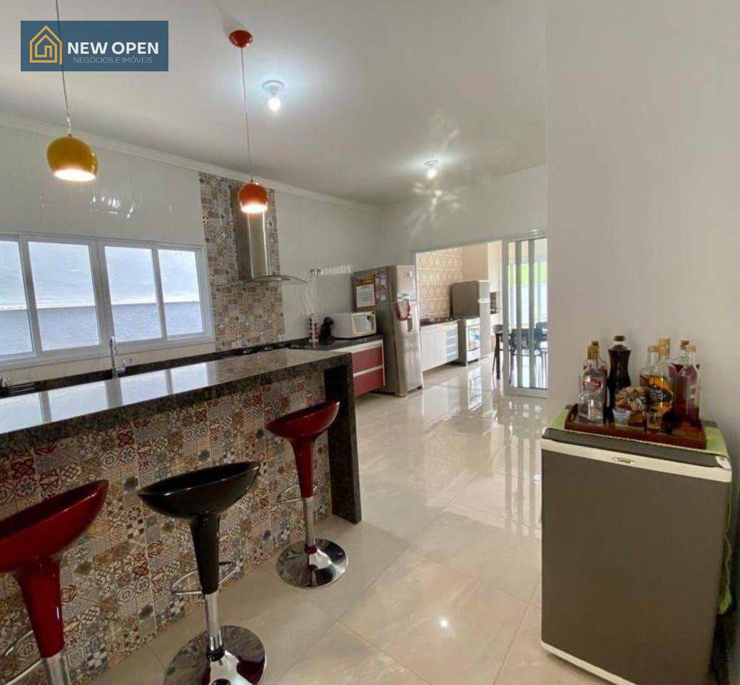 Casa à venda com 4 quartos, 170m² - Foto 15