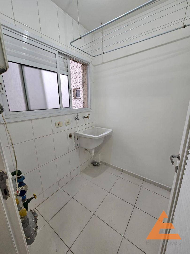 Apartamento à venda com 3 quartos, 82m² - Foto 8