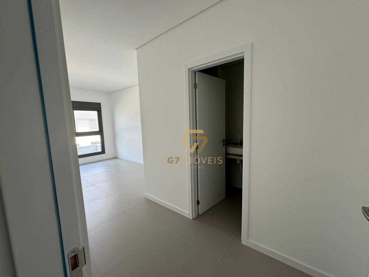 Apartamento à venda com 3 quartos, 148m² - Foto 11