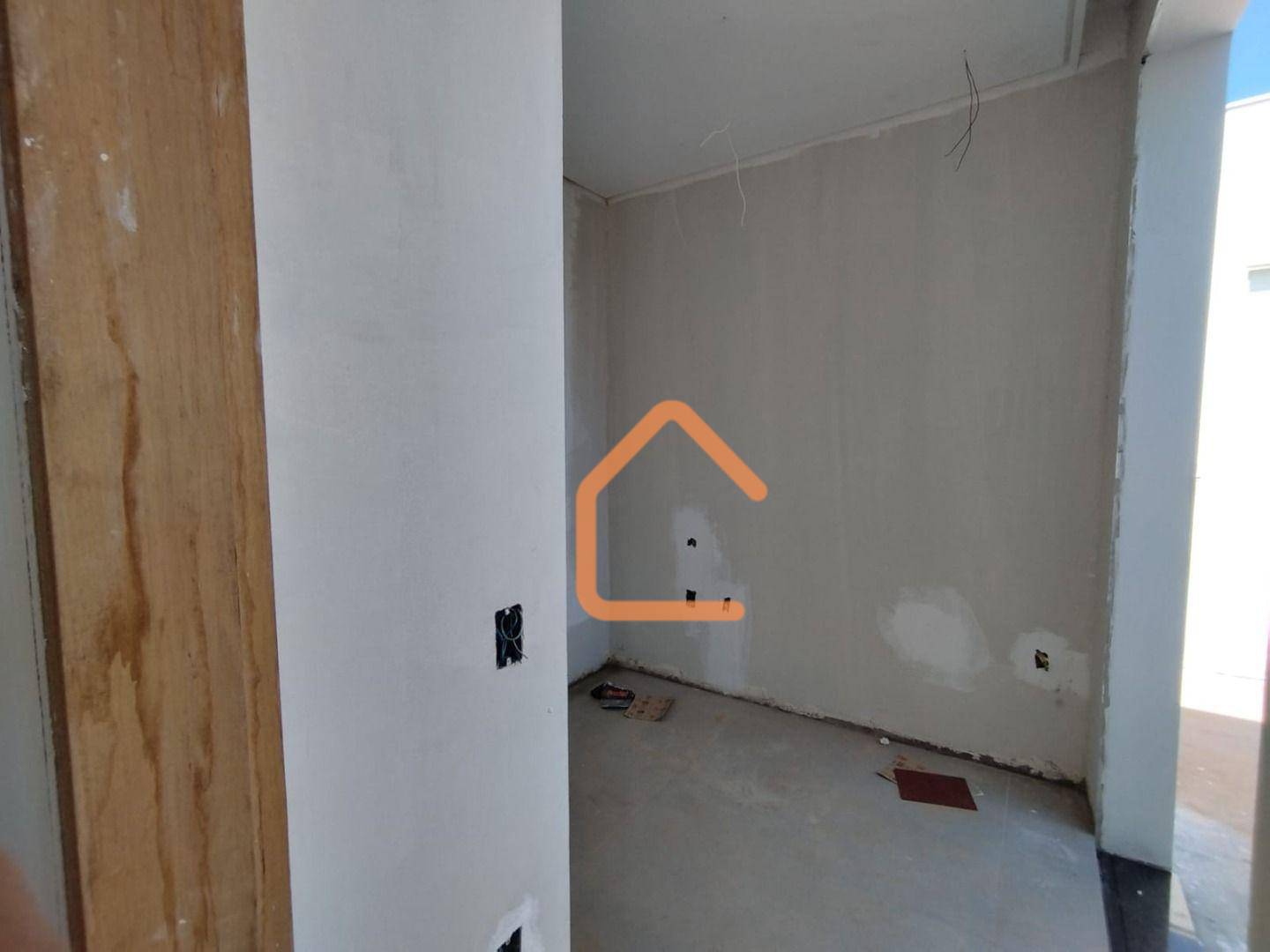 Casa à venda com 3 quartos, 300m² - Foto 14