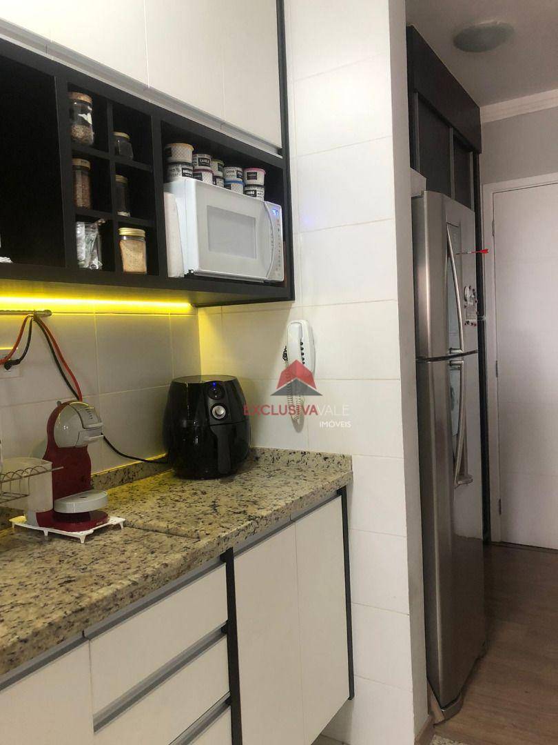 Apartamento à venda com 2 quartos, 60m² - Foto 2