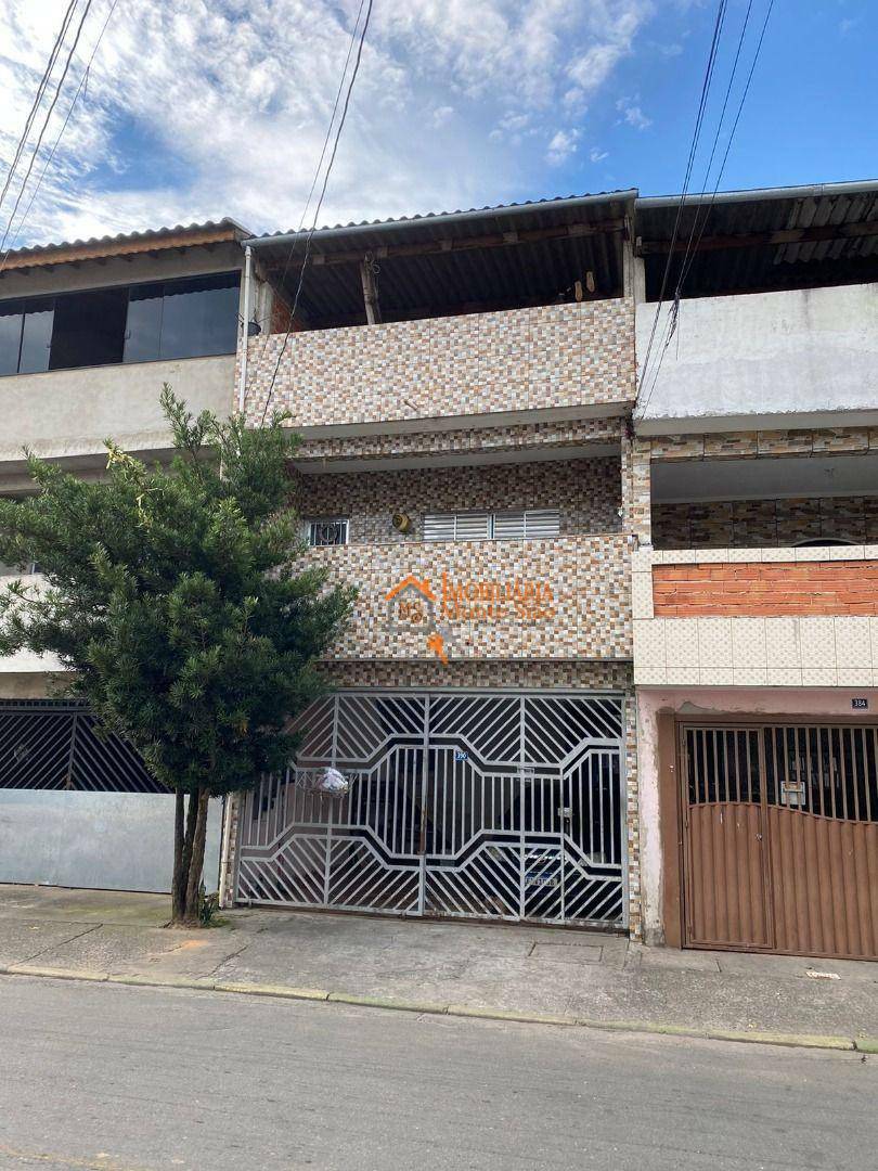 Sobrado à venda com 7 quartos, 250m² - Foto 1