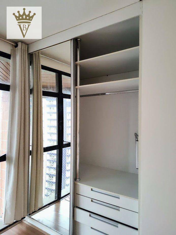 Apartamento para alugar com 3 quartos, 140m² - Foto 23