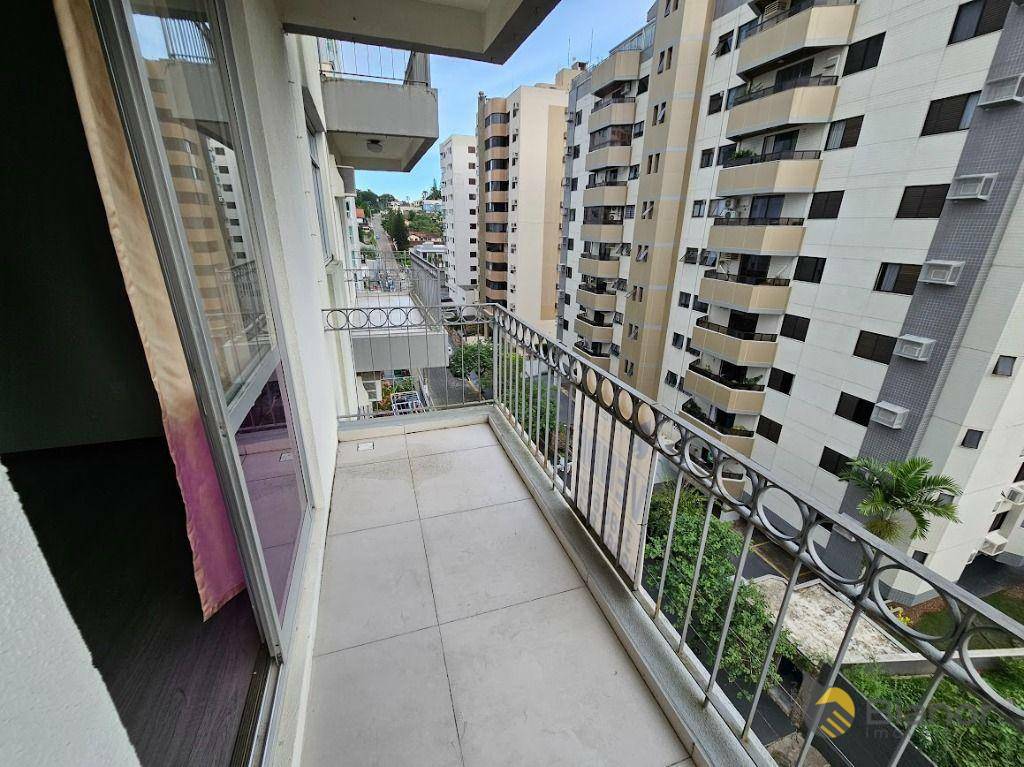 Apartamento à venda com 3 quartos, 159m² - Foto 6