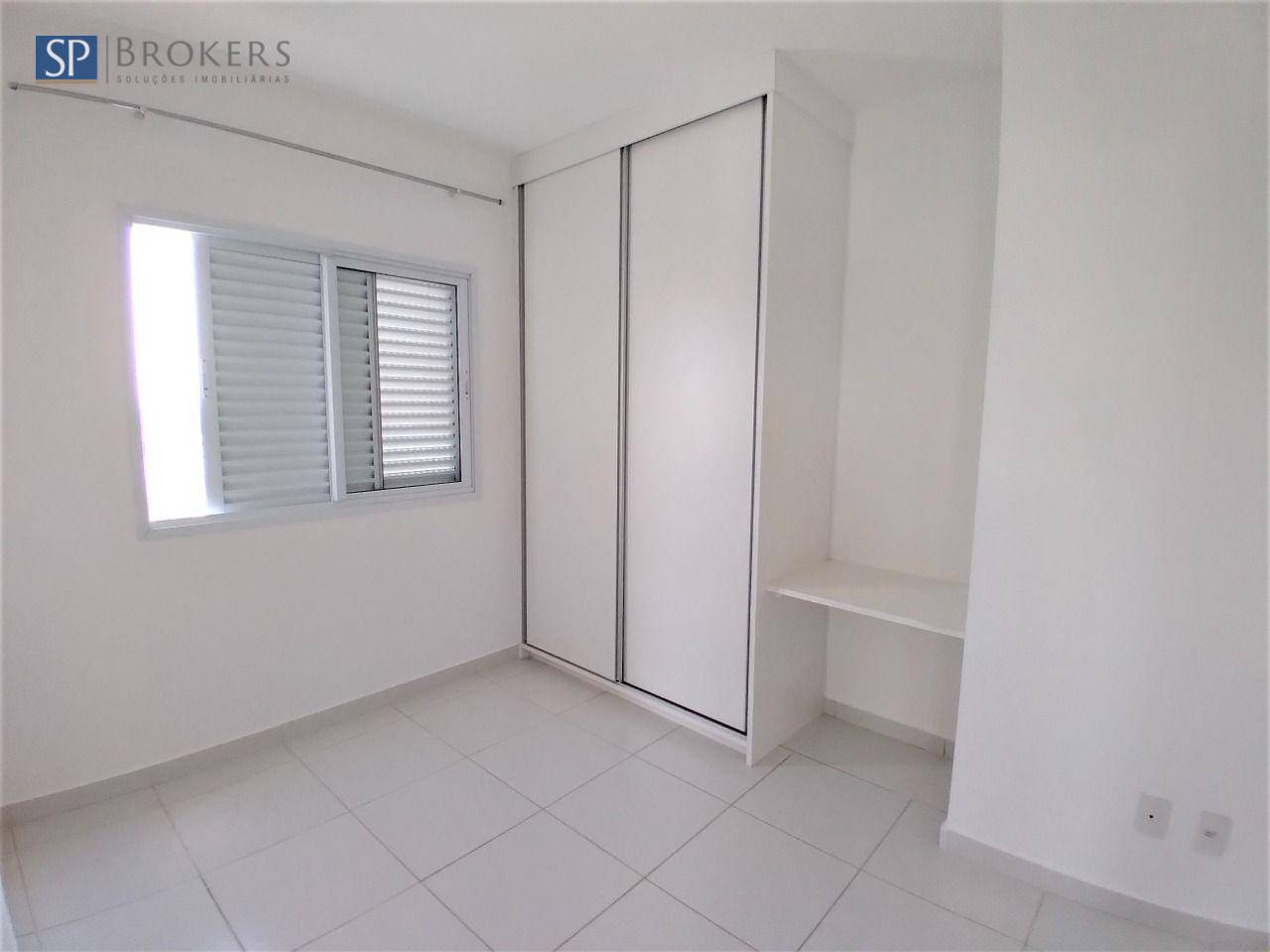 Apartamento para alugar com 2 quartos, 68m² - Foto 12