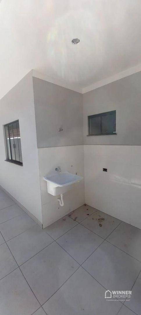 Casa à venda com 3 quartos, 75m² - Foto 3