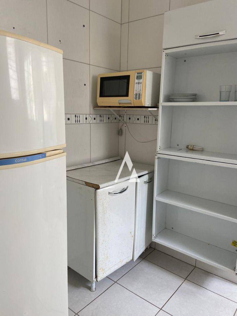 Apartamento à venda com 3 quartos, 60m² - Foto 14