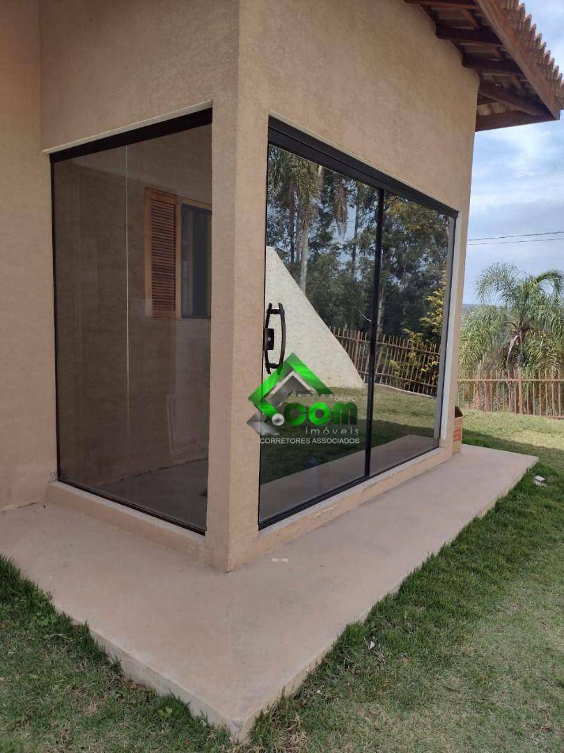 Casa de Condomínio para alugar com 3 quartos, 180m² - Foto 6